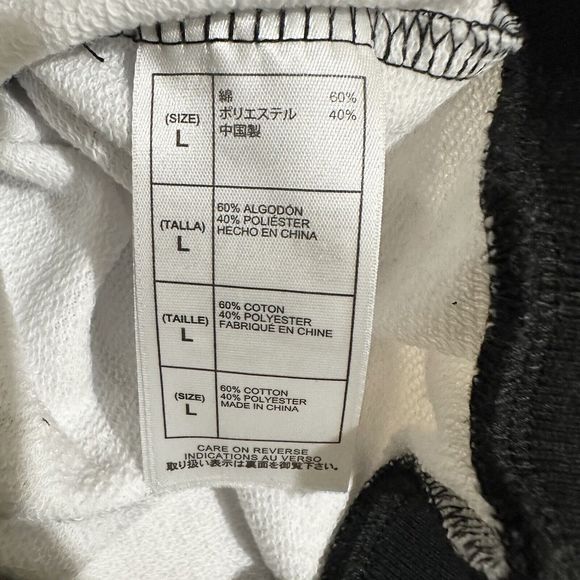 Disney Parks Exclusive Duck Tales Scrooge McDuck Sweatshirt Size Large - Picture 8 of 10